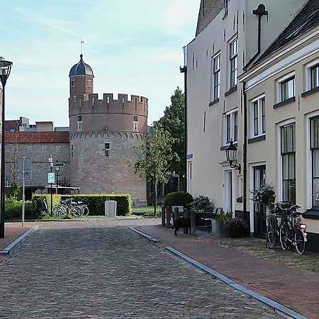 De Pelsertoren Bed and Breakfast Zwolle  Buitenkant foto